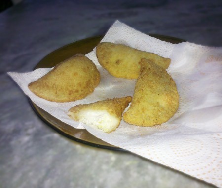 Pastel simples, rápido e fácil.